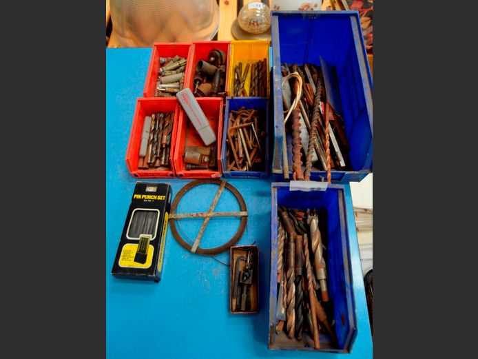 DRILL BITS, HOLE SAWS, ALLEN KEYS, etc