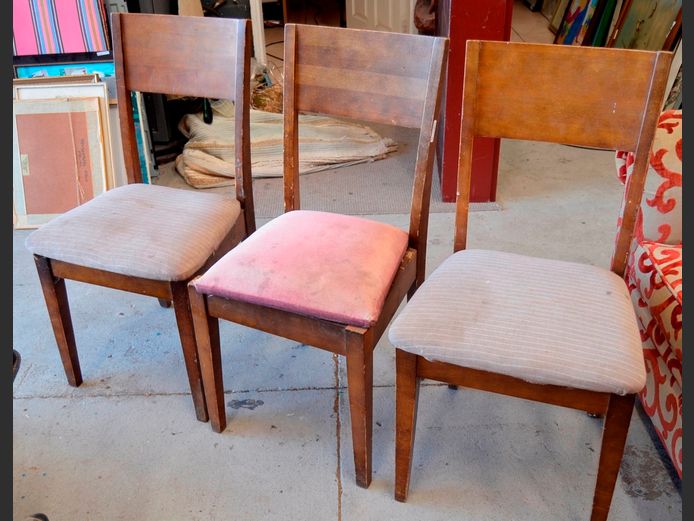 SET OF 3 MAHOGANY DINING CHAIRS