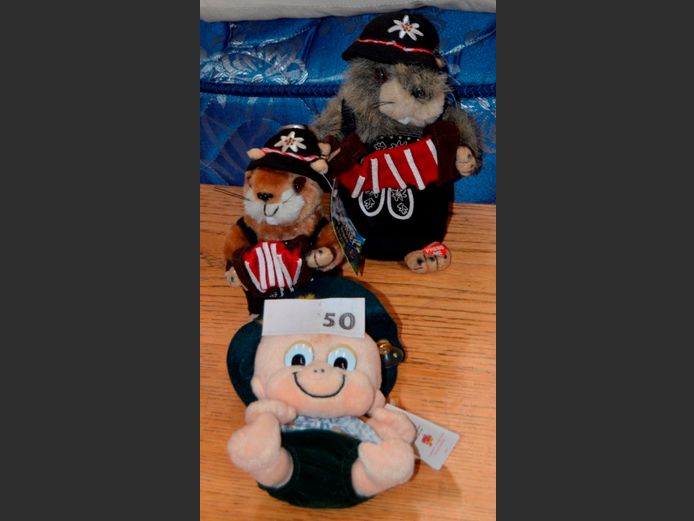 LOT OF 3 STUFFED TOYS
