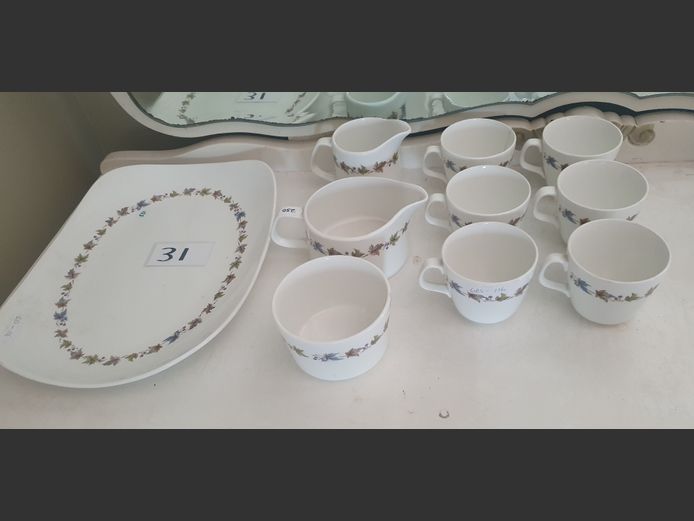 J & G MEAKIN PLATTER, SUGAR BOWL, GRAVY BOAT, etc