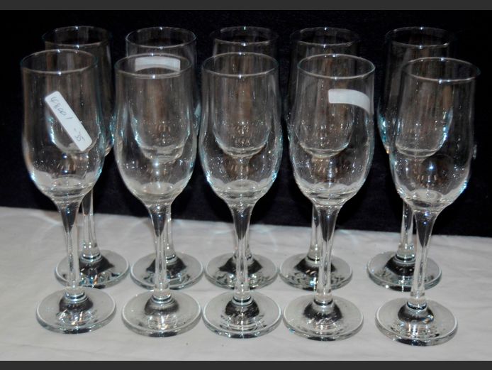 SET OF 10 CHAMPAGNE FLUTES