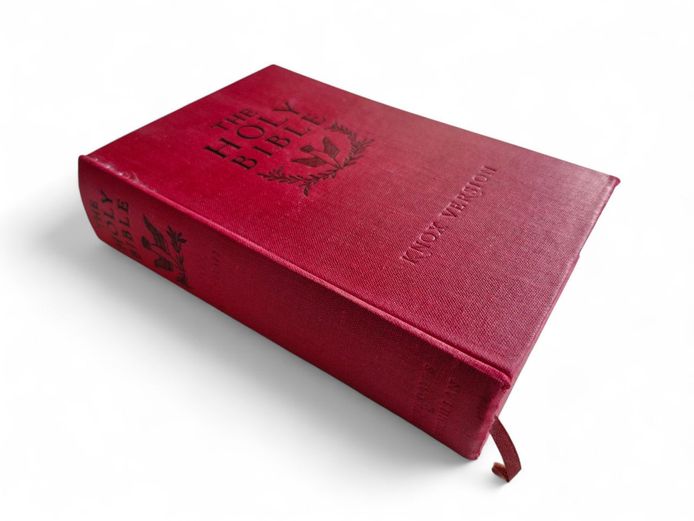 1960 Knox Version Holy Bible