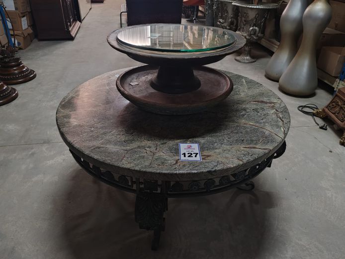 Coffee Table with Décor Items (STC)