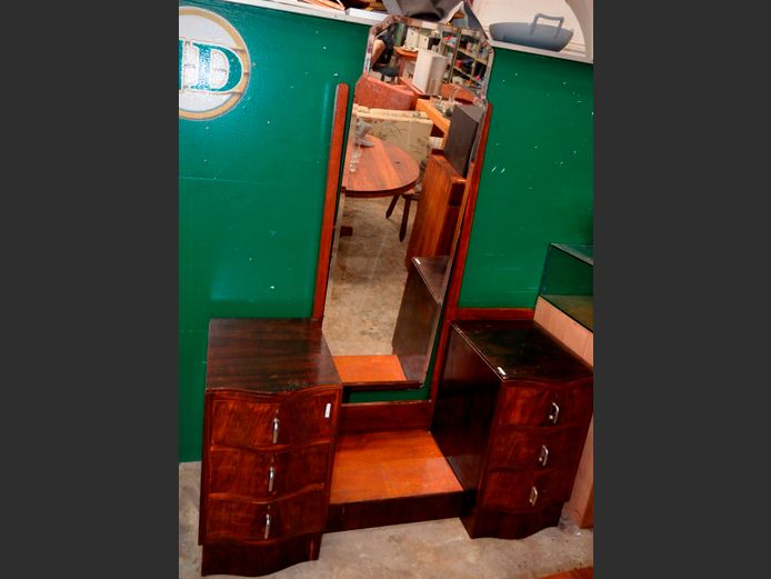 ART DECO 6-DRAWER DRESSING TABLE WITH BEVELLED MIRROR, 138 x 51 x 183cm