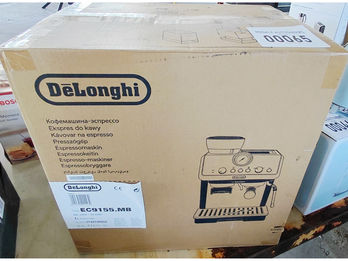 DELONGHI LA SPECIALISTA ARTE COFFEE MACHINE