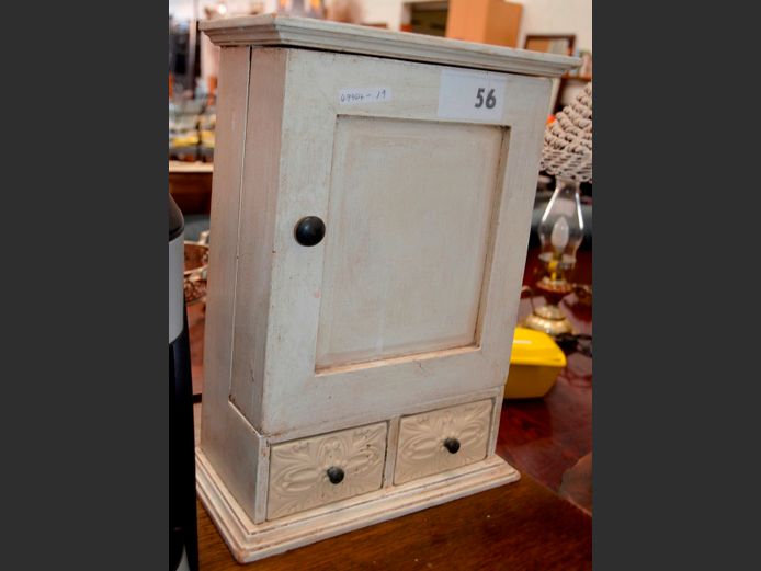 WHITE SINGLE DOOR, 2 CERAMIC DRAWER MINI BATHROOM CABINET, 30 x 15 x 41cm [1 Ceramic drawer broken]