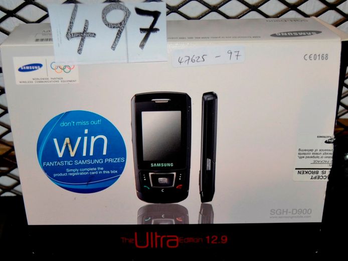 SAMSUNG D900 CELLPHONE [Untested, no charger]