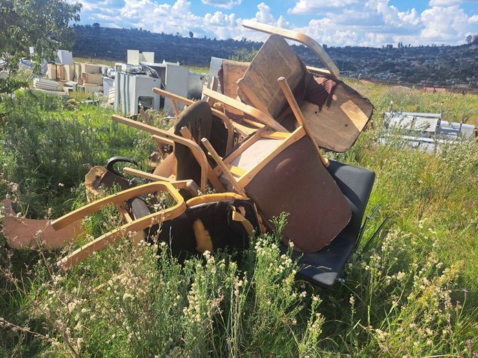 Assorted wooden-frame office chairs scrap