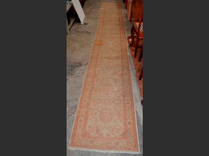 CHOBI RUNNER, 505 x 72cm [Needs a very good clean]