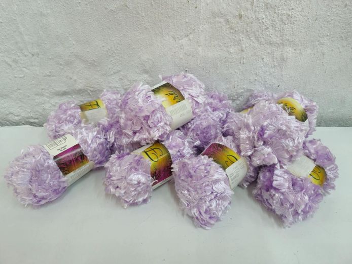 Lot of 10+ Elle Allure Plume Knitting Yarn Balls 