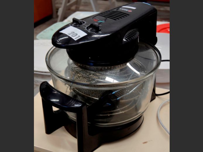 MILEX CONVECTION OVEN [Switches on, untested further]