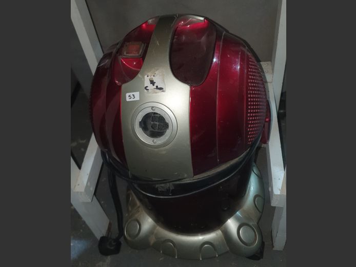 GENESIS VACUUM CLEANER [No pipes, untested]