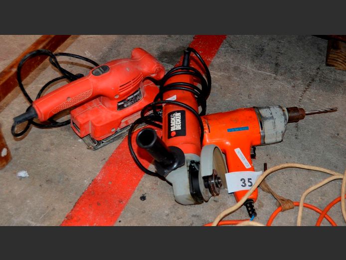 BLACK & DECKER DRILL, SANDER & GRINDER [Switch on, untested further]