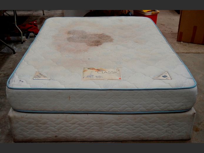 CLOUD NINE DOUBLE BED BASE & MATTRESS SET [Mattress badly stained]