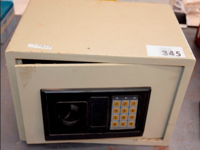 YALE ELECTRONIC SAFE, 35 x 25 x 25cm [Open, no key]