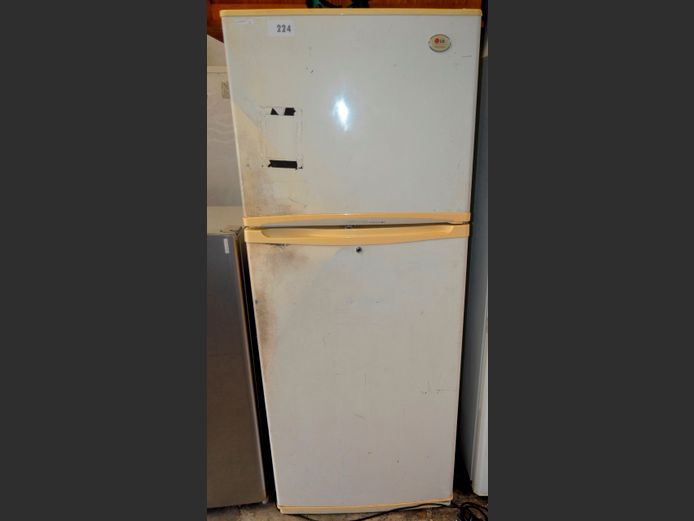 LG EXPRESSCOOL FRIDGE FREEZER [Faulty]