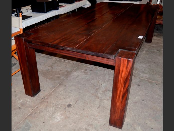 SLEEPERWOOD 8-SEATER DINING TABLE, 260 x 120 x 75cm [Scratched]