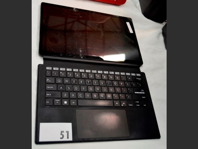 ASUS VIVOBOOK [Untested, No charger, Damaged]