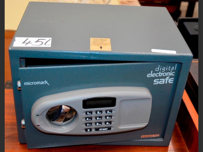 MICROMARK DIGITAL SAFE [Open, no key, combination = 0000]