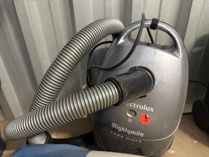 Electrolux Mightymite 1,400 Watt vacuum