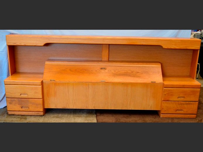 OAK QUEEN SIZE HEADBOARD WITH STORAGE SPACE & PAIR PEDESTALS ATTACHED [Needs a little love]