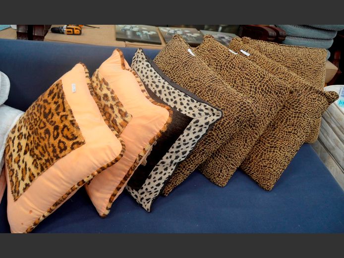 SET OF 4 LEOPARD PRINT SCATTER CUSHIONS,PAIR CHEETAH PRINT SCATTER CUSHIONS & ANOTHER