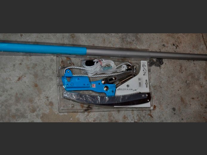 PRUNING SHEARS