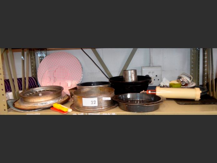 CAKE MOULDS, BAKING TRAYS, COOKIE CUTTERS, ICING GUN, etc