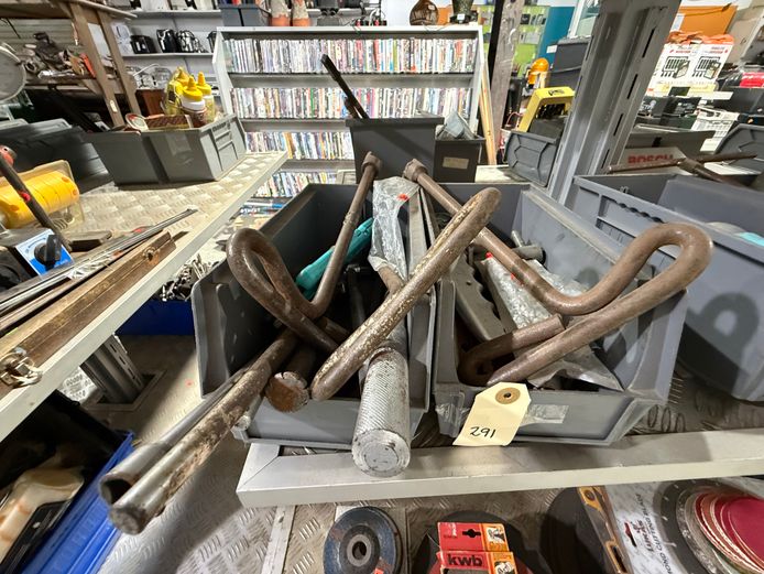 Lot of Tools (2Baskets)