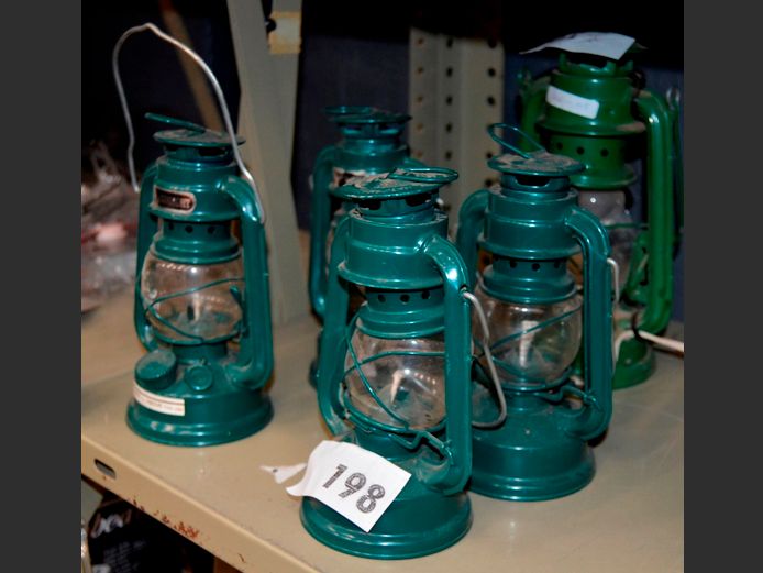 LOT: 4 x MINI PARAFFIN LANTERNS & ANOTHER CONVERTED TO ELECTRICITY