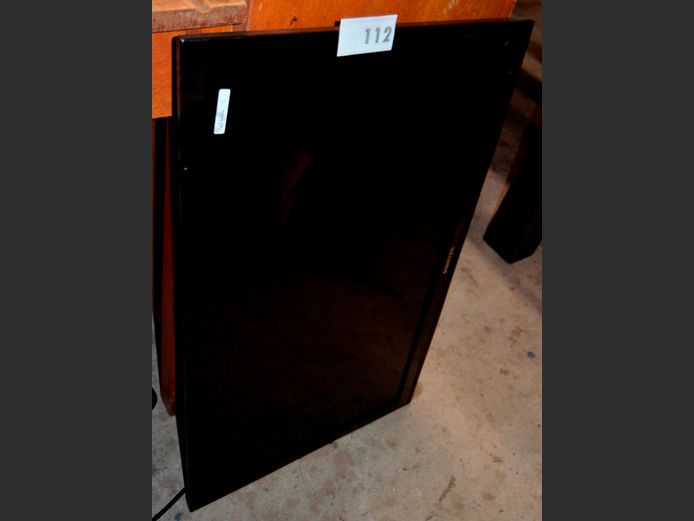 SINOTEC 32" L.E.D. TV [Dead] ### LICENCE PLEASE ###