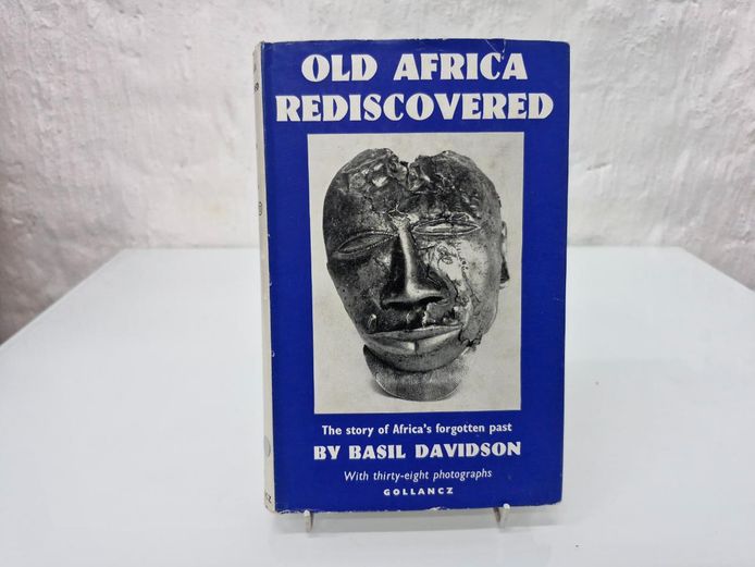 Old Africa Rediscovered by British Historian Basil Davidson (1961)
