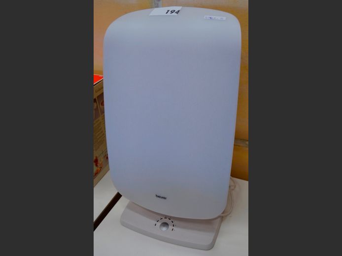 BEURER PHOTO THERAPY LAMP [Switches on, untested further]