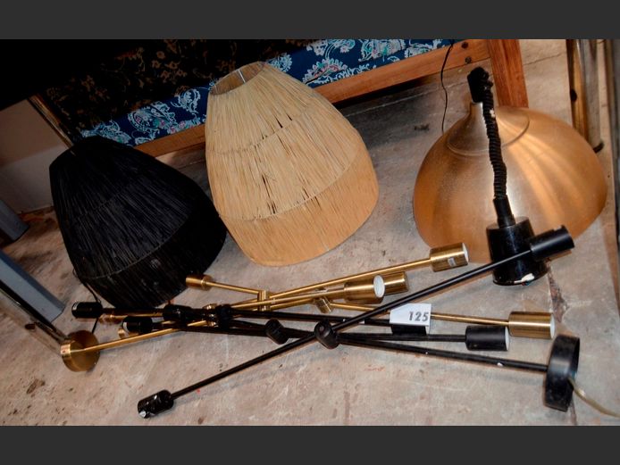 PENDANT LIGHT, 2 x WOVEN LAMP SHADES, etc