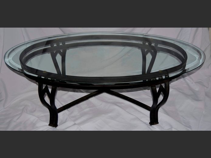 METAL BASE OVAL & BEVELLED GLASS TOP COFFEE TABLE, 121 x 61 x 40cm