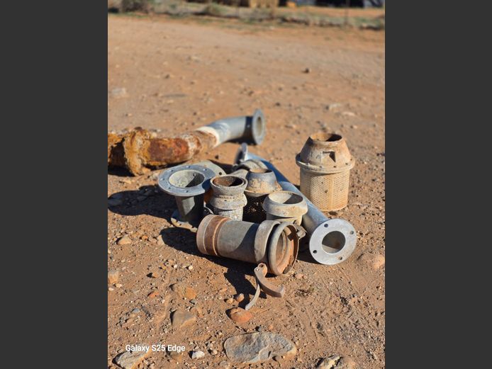 Aluminium koppelstukke & voetstukke