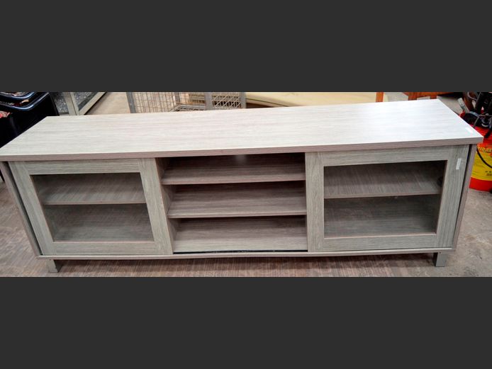 GREY OAK FOIL TV STAND, 180 x 41 x 62cm [#: 415460342]