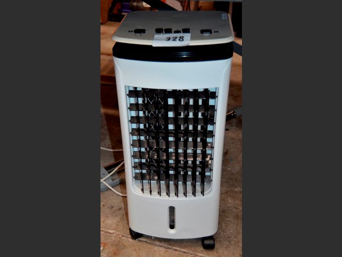 GOLDAIR AIR COOLER [Switches on]
