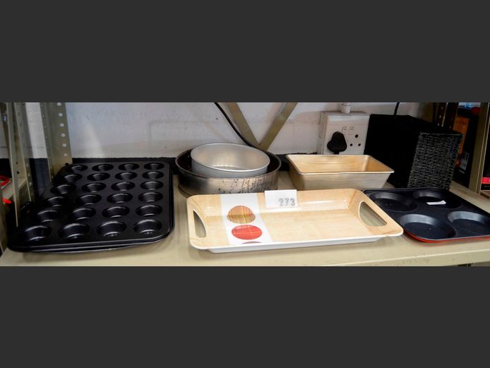 LOT: MUFFIN PANS, CAKE RINGS, WICKER CADDY, TRAY, etc