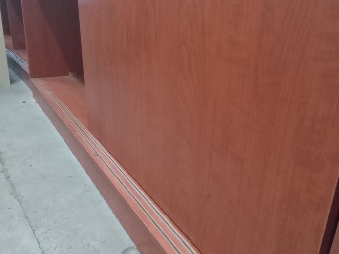 Office long credencer