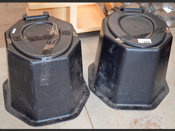LOT: 2 x BLACK PLASTIC PORTABLE TOILETS, 59 x 54 x 46cm