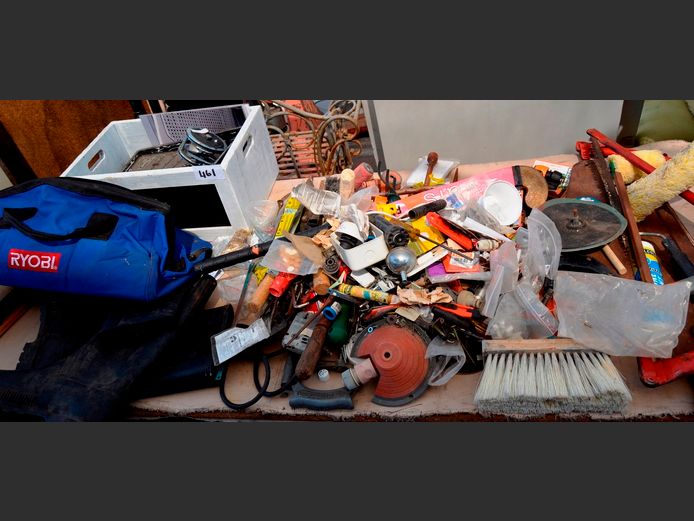 JOB LOT: FISHING REEL, GUMBOOTS, WOODEN CRATE, etc [Lucky dip]