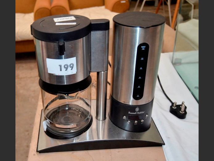RUSSELL HOBBS BRUSHED ALUMINIUM COFFEE MACHINE [Faulty]