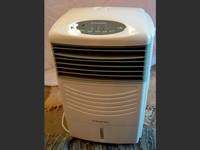 BENNETT READ AIR COOLER [Switches on, Untested further]
