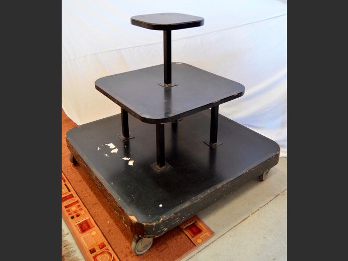BLACK 3-TIER SHELF, 120 x 120 x 115cm [Chipped]