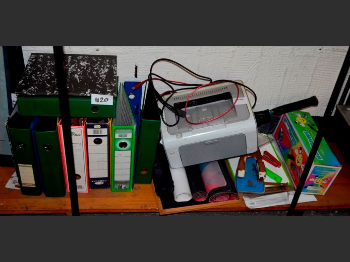 LEVER ARCH FILES, MOUSE PADS, PRINTER, etc [Untested]