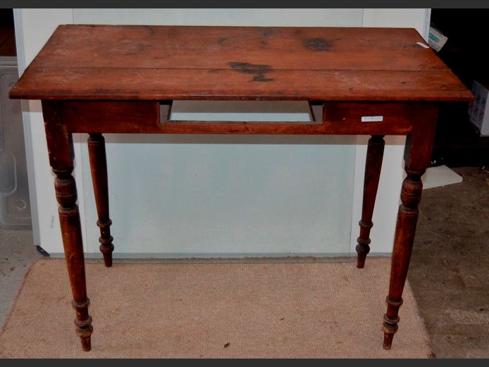 ANTIQUE YELLOWWOOD WASH TABLE, 97 x 49 x 76cm [Drawer needed, burn marks to top]