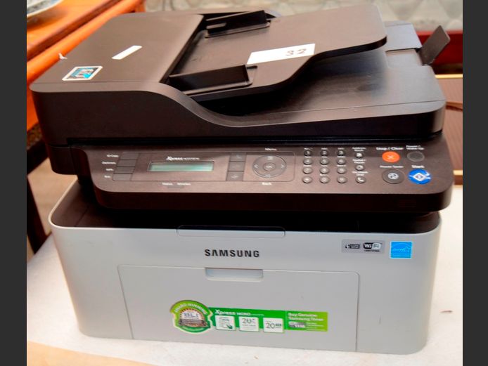SAMSUNG XPRESS M2070FW PRINTER [Switches on, untested further]