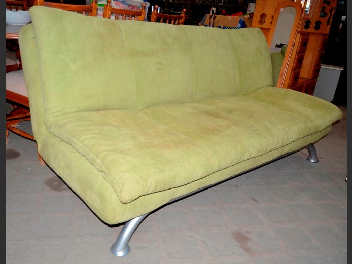 LIME GREEN 3-SEATER SLEEPER COUCH [Needs a clean]