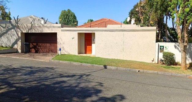 3 BEDROOM HOUSE WITH FLATLET, PARKHURST, JOHANNESBURG